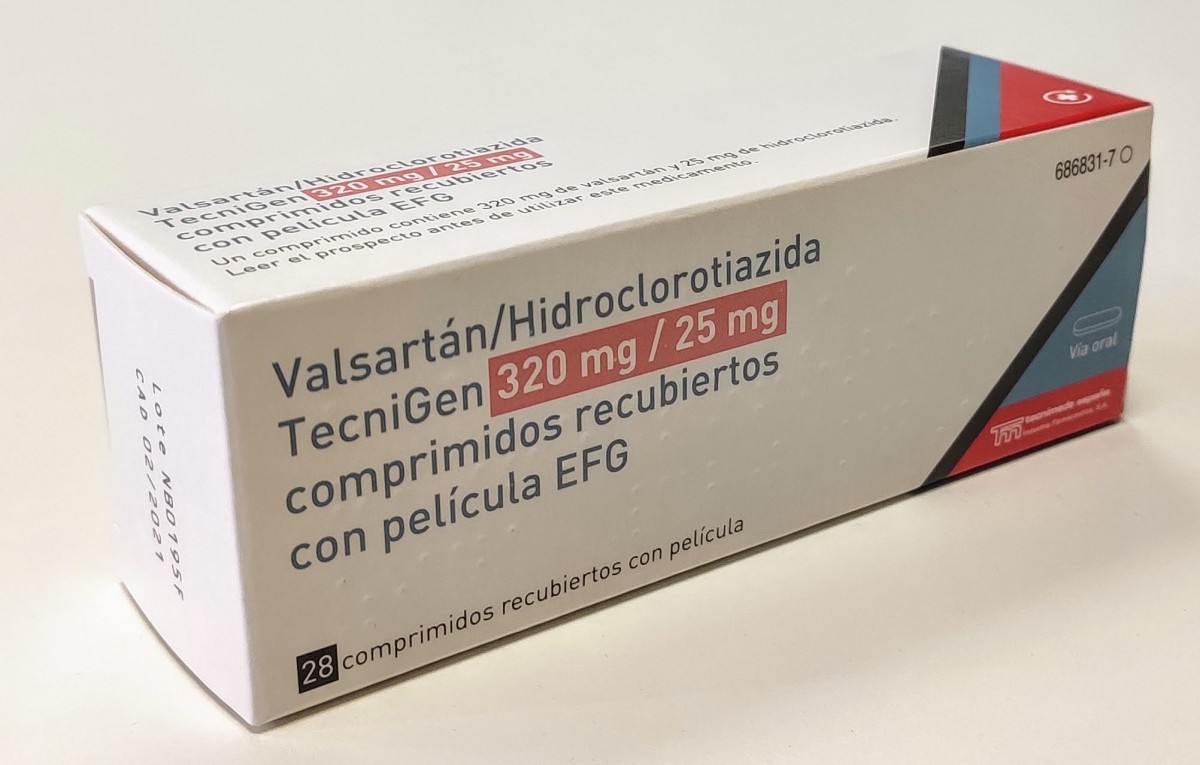 VALSARTAN/HIDROCLOROTIAZIDA TECNIGEN 320 mg/25 mg COMPRIMIDOS RECUBIERTOS CON PELICULA EFG, 28 comprimidos fotografía del envase.