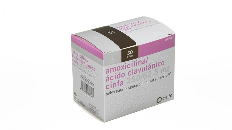 AMOXICILINA/ACIDO CLAVULANICO CINFA 250 mg /62,5 mg POLVO PARA SUSPENSION ORAL EN SOBRES EFG, 30 sobres fotografía del envase.