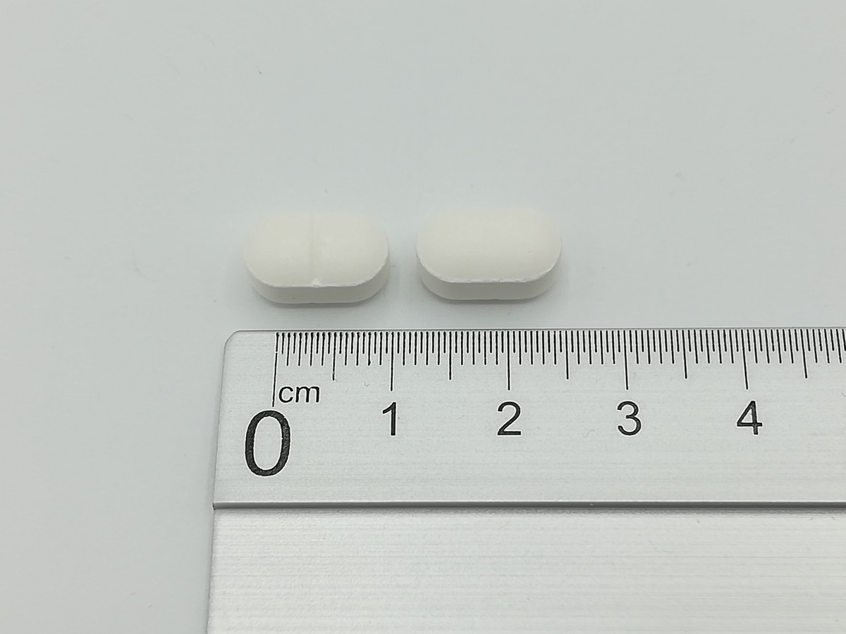 CEFUROXIMA NORMON 250 mg COMPRIMIDOS RECUBIERTOS CON PELICULA EFG , 12 comprimidos fotografía de la forma farmacéutica.