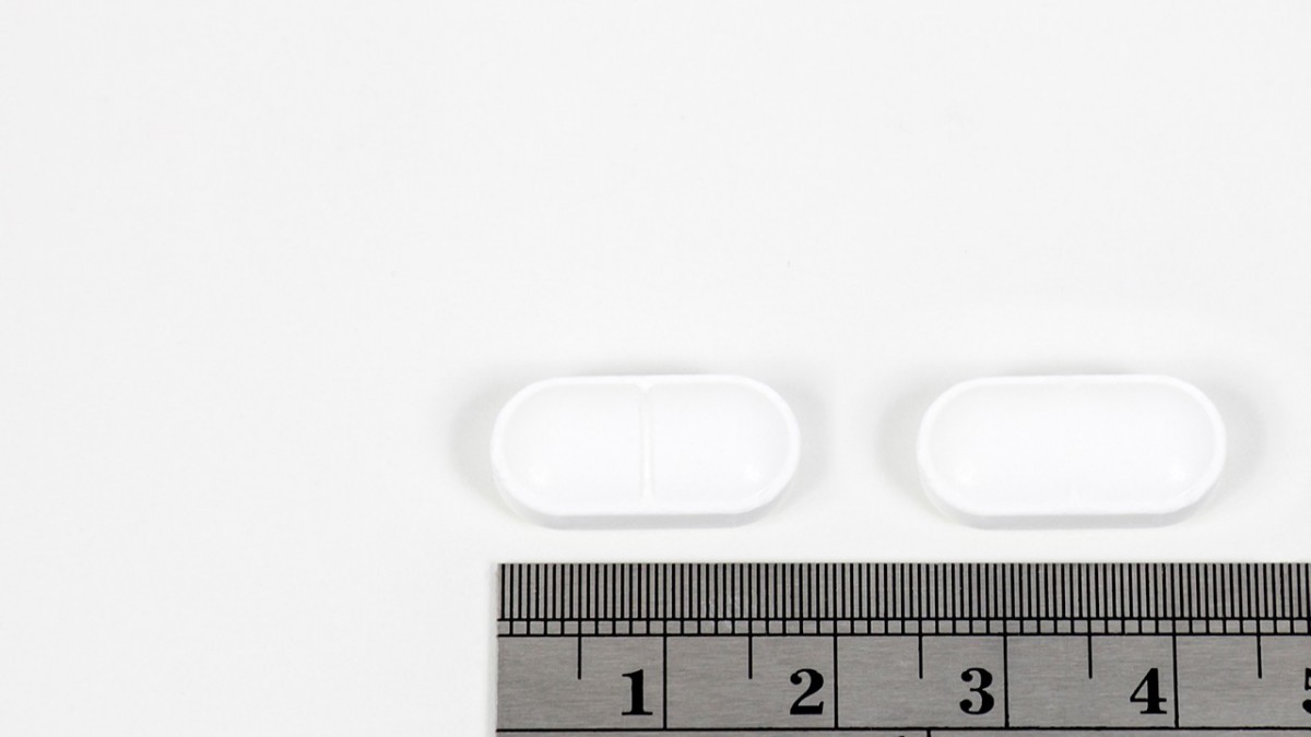 GELOCATIL 650 mg COMPRIMIDOS, 12 comprimidos fotografía de la forma farmacéutica.