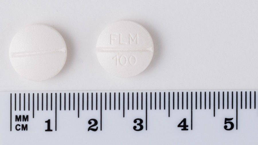 FLUVOXAMINA SANDOZ 100 mg COMPRIMIDOS RECUBIERTOS CON PELICULA EFG, 30 comprimidos fotografía de la forma farmacéutica.