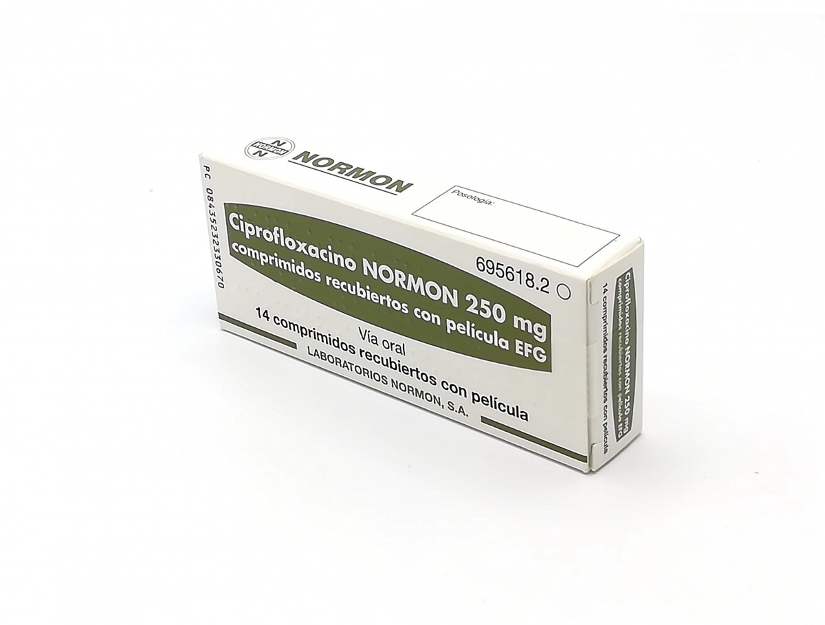 CIPROFLOXACINO NORMON 250 mg COMPRIMIDOS RECUBIERTOS CON PELICULA  EFG , 14 comprimidos fotografía del envase.
