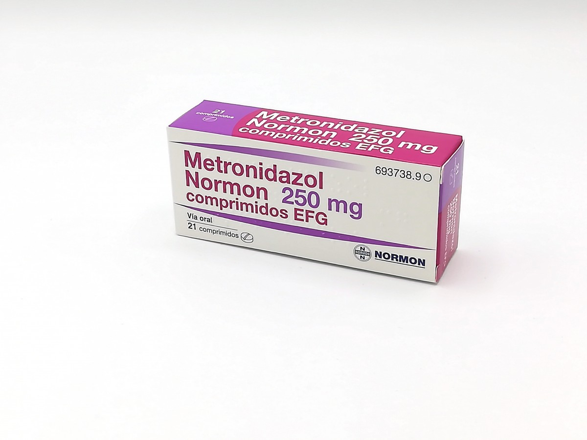 METRONIDAZOL NORMON 250 mg COMPRIMIDOS EFG, 21 comprimidos fotografía del envase.