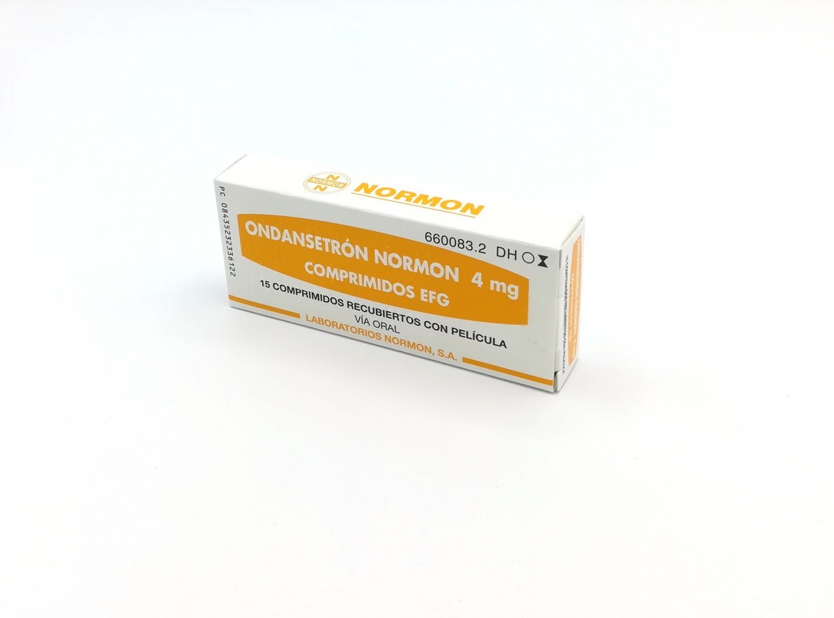 ONDANSETRON NORMON 4 mg COMPRIMIDOS RECUBIERTOS CON PELICULA EFG, 15 comprimidos fotografía del envase.