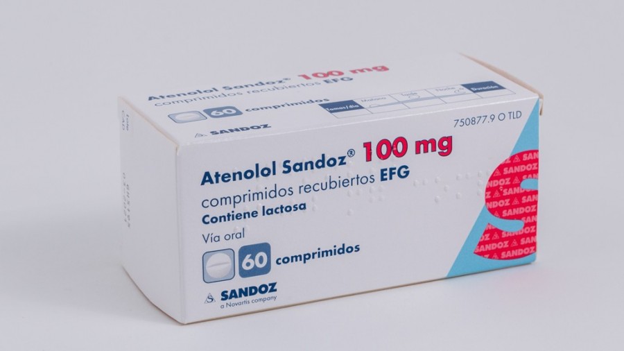 ATENOLOL SANDOZ 100  mg COMPRIMIDOS RECUBIERTOS CON PELICULA EFG , 30 comprimidos fotografía del envase.