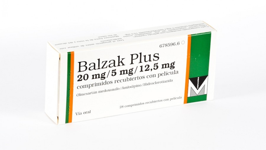 BALZAK PLUS 20 mg/5 mg/12,5 mg COMPRIMIDOS RECUBIERTOS CON PELICULA , 28 comprimidos fotografía del envase.