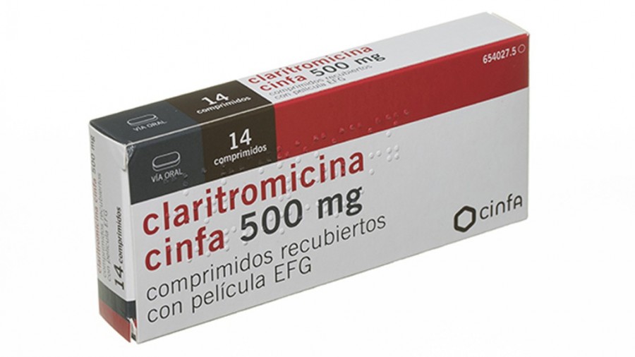 CLARITROMICINA CINFA 500 mg COMPRIMIDOS RECUBIERTOS CON PELICULA EFG, 21 comprimidos fotografía del envase.