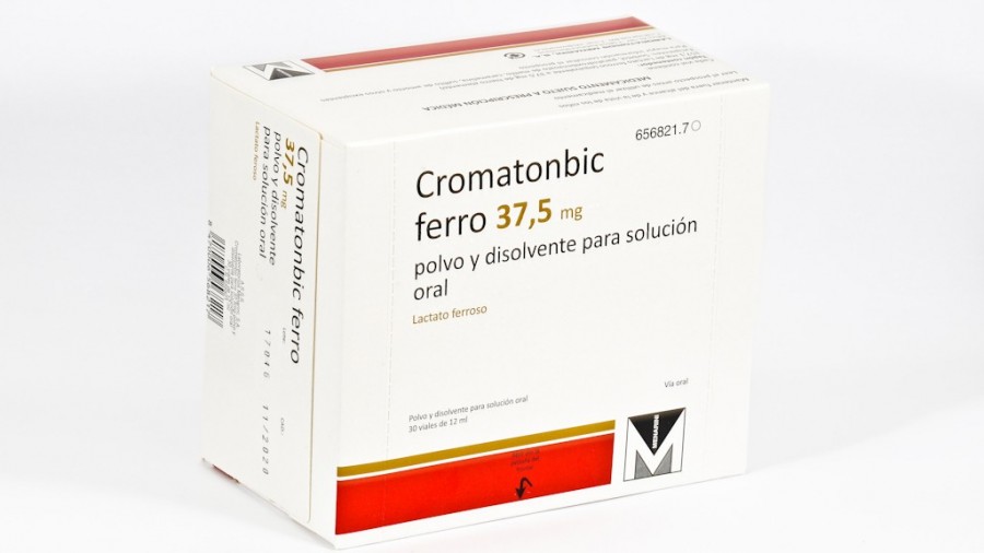 CROMATONBIC FERRO 37,5 mg POLVO Y DISOLVENTE PARA SOLUCIÓN ORAL, 30 (3x10) viales de 12 ml fotografía del envase.