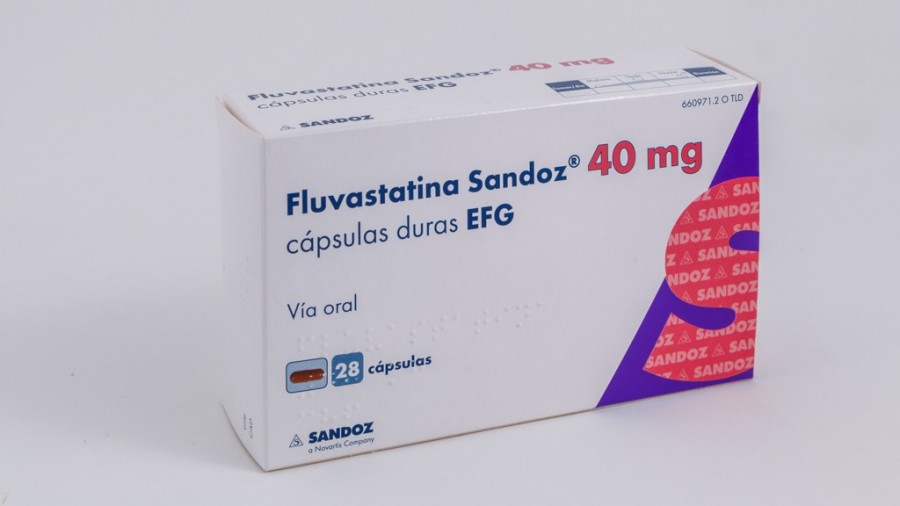 FLUVASTATINA SANDOZ 40 mg CAPSULAS DURAS EFG , 28 cápsulas fotografía del envase.
