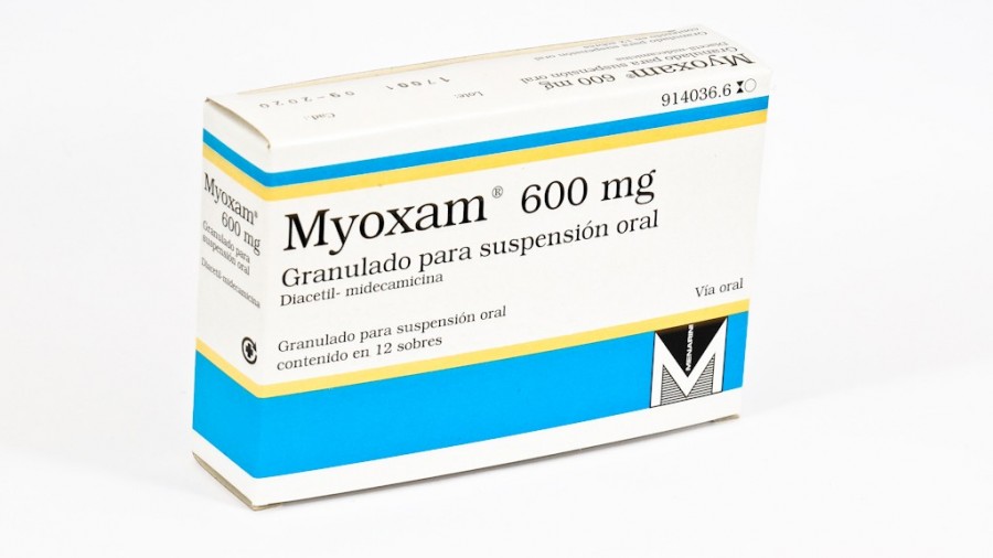 MYOXAM 600 mg, GRANULADO PARA SUSPENSION ORAL, 12 sobres fotografía del envase.