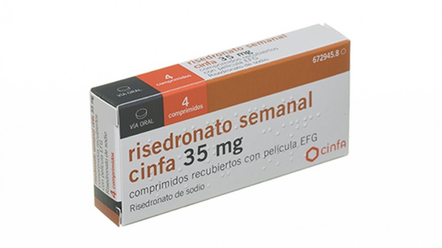 RISEDRONATO SEMANAL CINFA 35 mg COMPRIMIDOS RECUBIERTOS CON PELICULA EFG, 4 comprimidos fotografía del envase.