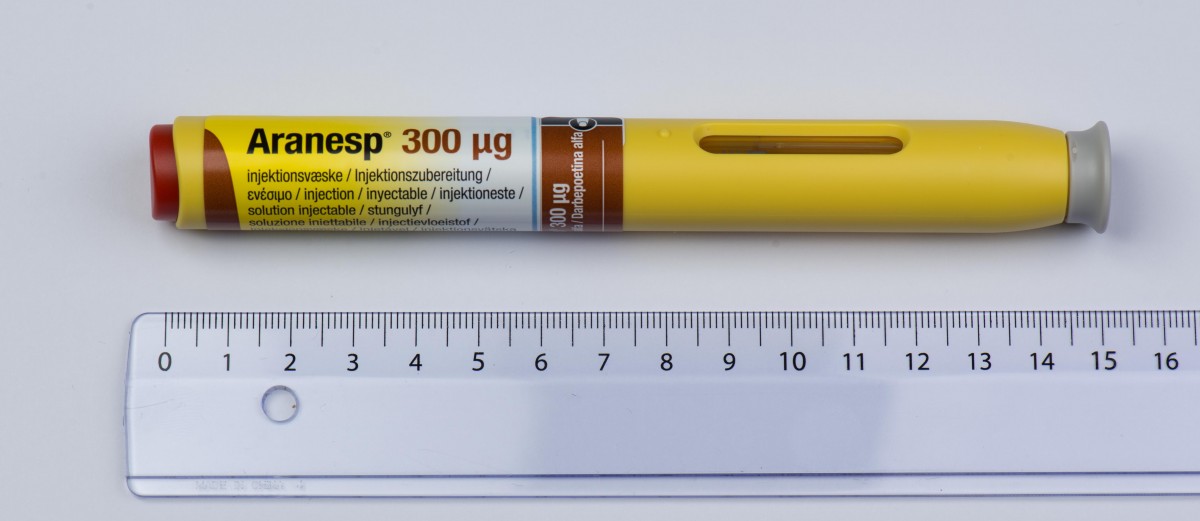 ARANESP 300 microgramos SOLUCION INYECTABLE EN PLUMA PRECARGADA, 1 pluma precargada de 0,6 ml fotografía de la forma farmacéutica.