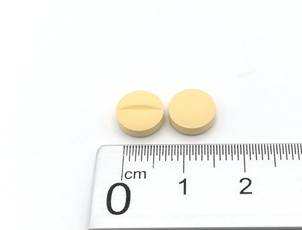 BISOPROLOL NORMON 10 mg COMPRIMIDOS RECUBIERTOS CON PELICULA EFG, 30 comprimidos fotografía de la forma farmacéutica.