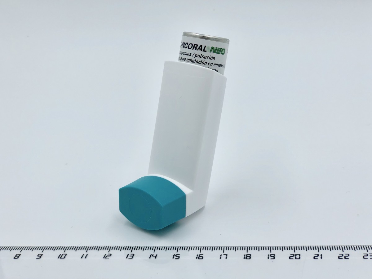 BRONCORAL NEO 12 microgramos/PULSACION SOLUCION PARA INHALACION EN ENVASE A PRESION, 1 inhalador de 100 dosis fotografía de la forma farmacéutica.