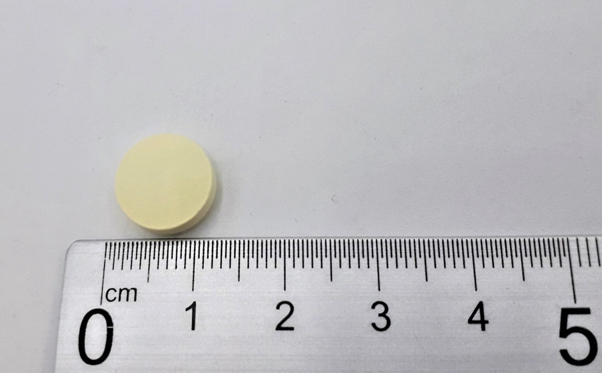 CLARITROMICINA NORMON 250 mg COMPRIMIDOS RECUBIERTOS EFG, 12 comprimidos fotografía de la forma farmacéutica.