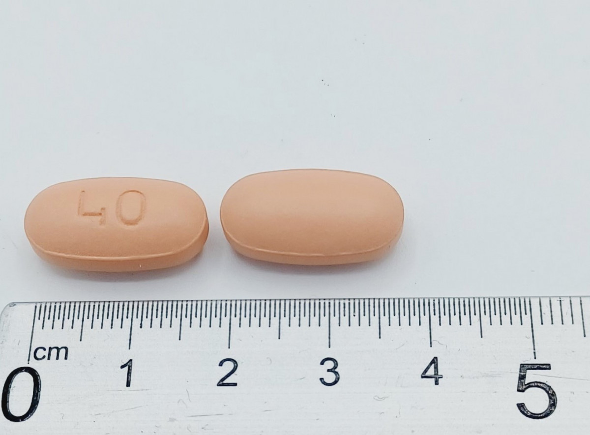 ESOMEPRAZOL NORMOGEN 40 MG COMPRIMIDOS GASTRORRESISTENTES EFG 14 comprimidos (Blister PVC/PVDC-Al) fotografía de la forma farmacéutica.