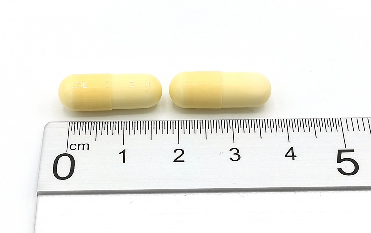 FLUCONAZOL NORMON 150 mg CAPSULAS DURAS EFG , 100 cápsulas fotografía de la forma farmacéutica.