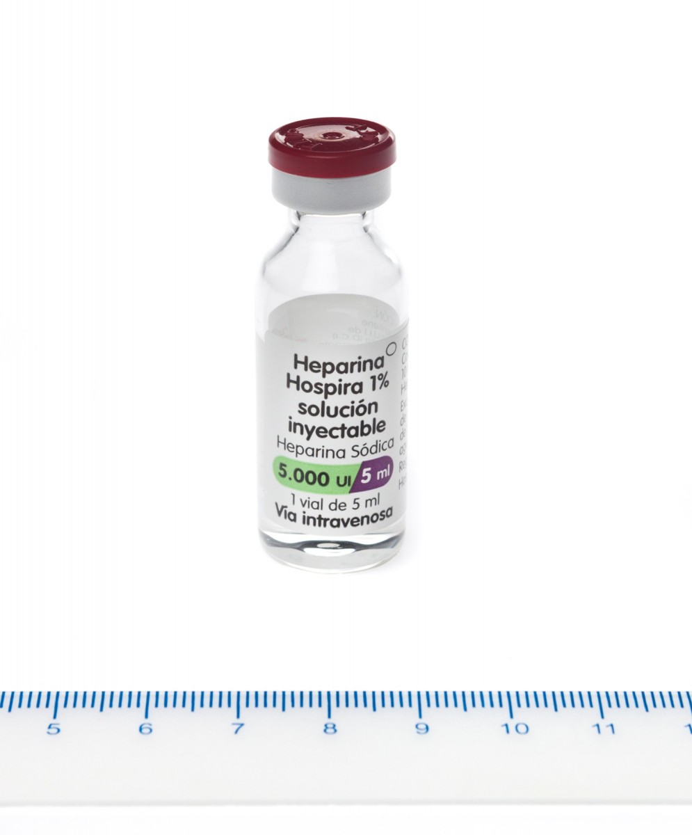 HEPARINA HOSPIRA 1% SOLUCION INYECTABLE, 1 vial de 5 ml fotografía de la forma farmacéutica.
