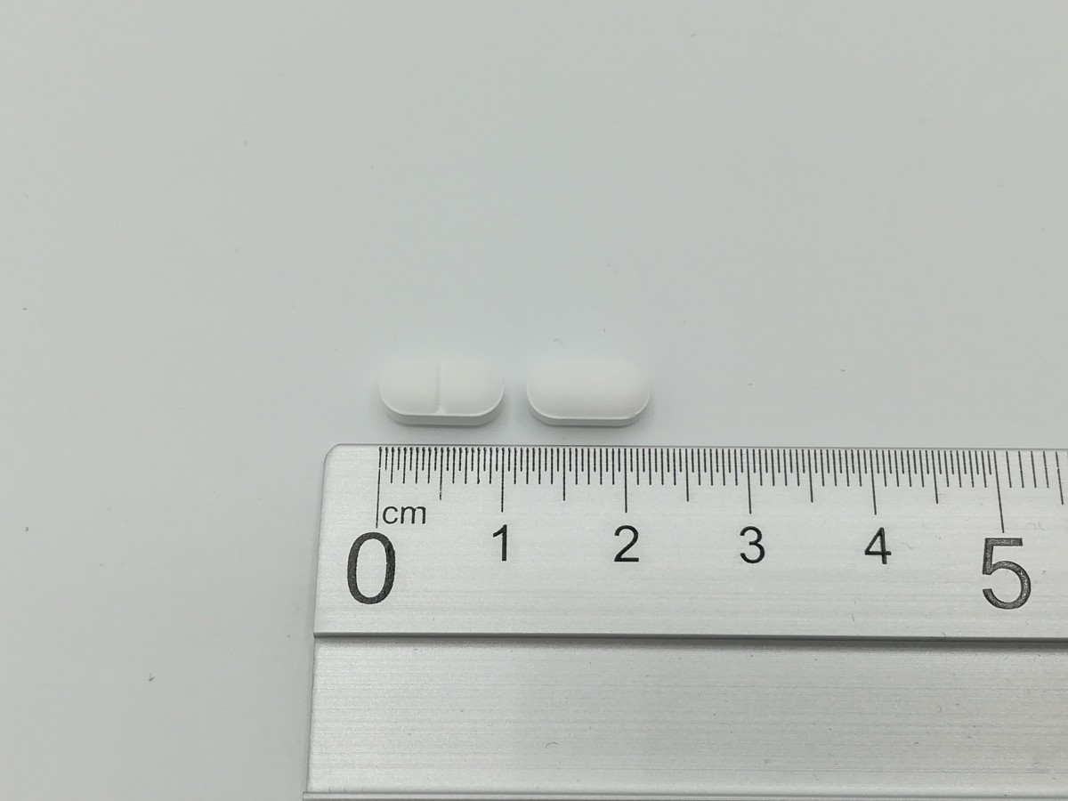 MEMANTINA NORMON 10 MG COMPRIMIDOS RECUBIERTOS CON PELICULA EFG , 112 comprimidos (Blister PVDC/PVC/Aluminio) fotografía de la forma farmacéutica.
