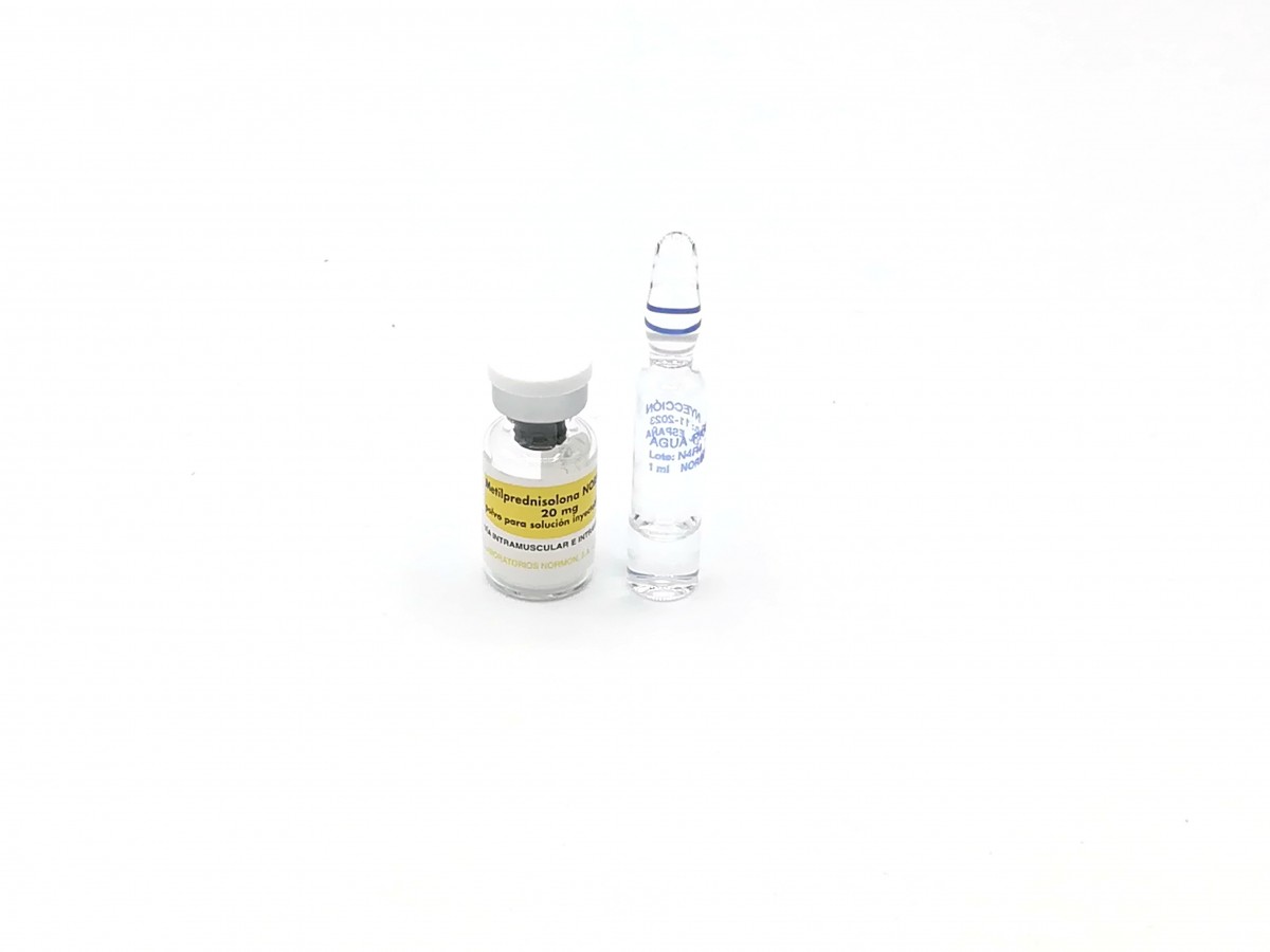 METILPREDNISOLONA NORMON 20 mg POLVO Y DISOLVENTE PARA SOLUCION INYECTABLE EFG, 1 vial + 1 ampolla de disolvente fotografía de la forma farmacéutica.