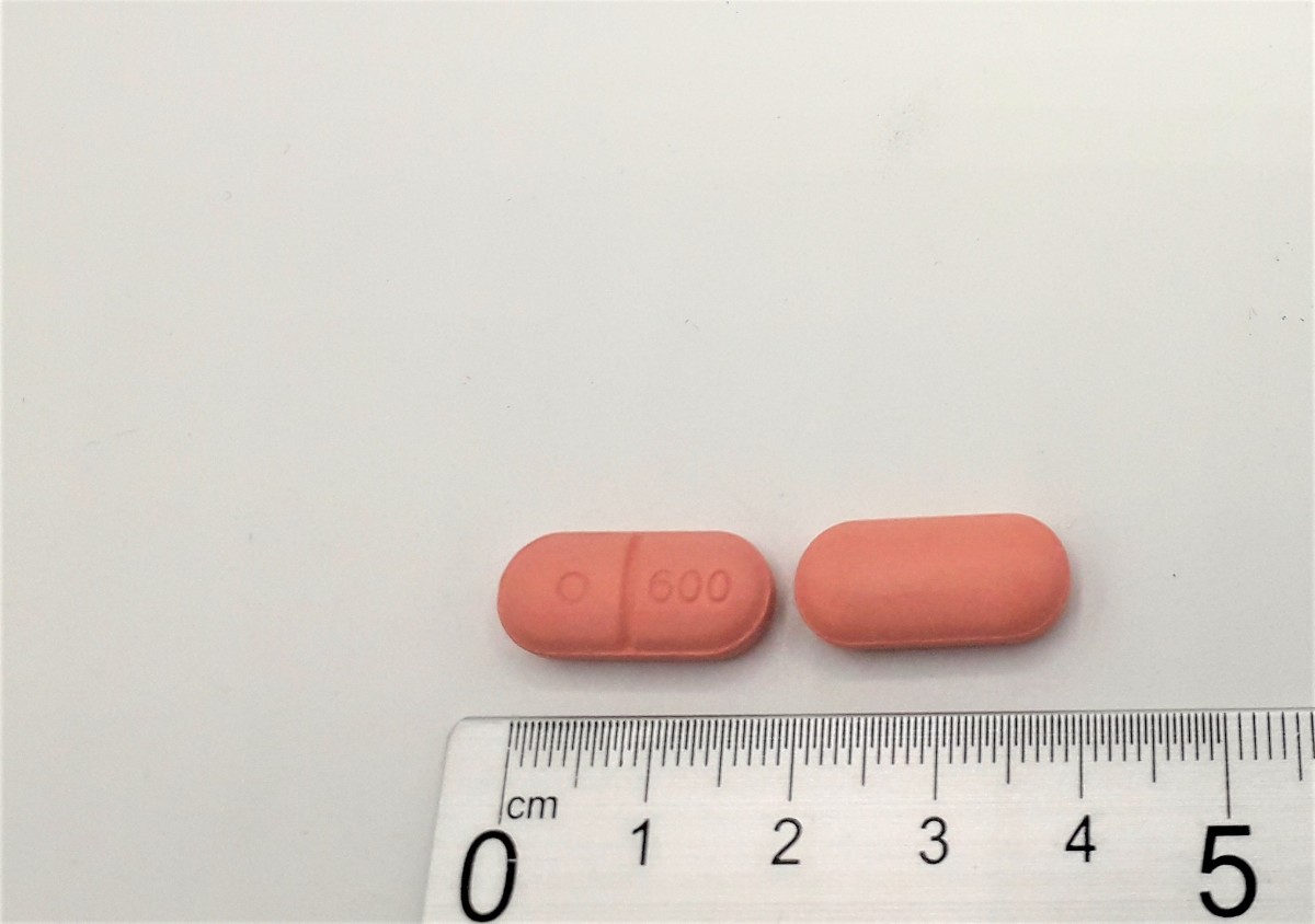 OXCARBAZEPINA NORMON 600 mg COMPRIMIDOS RECUBIERTOS CON PELICULA EFG , 100 comprimidos fotografía de la forma farmacéutica.