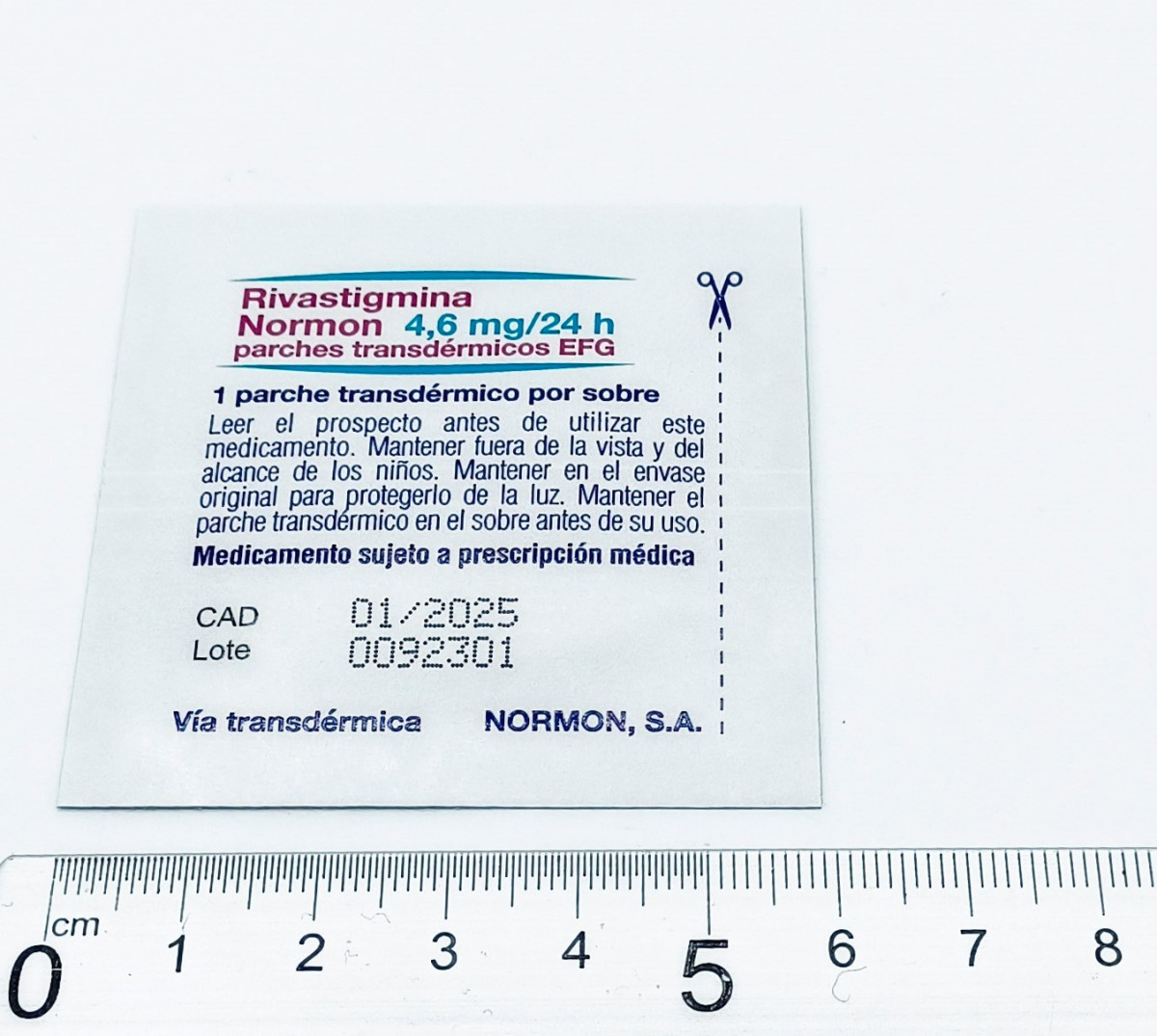RIVASTIGMINA NORMON 4,6 MG/24 H PARCHES TRANSDERMICOS EFG, 60 parches transdérmicos fotografía de la forma farmacéutica.