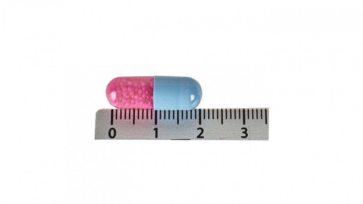 SPORANOX 100 mg CAPSULAS, 6 cápsulas fotografía de la forma farmacéutica.