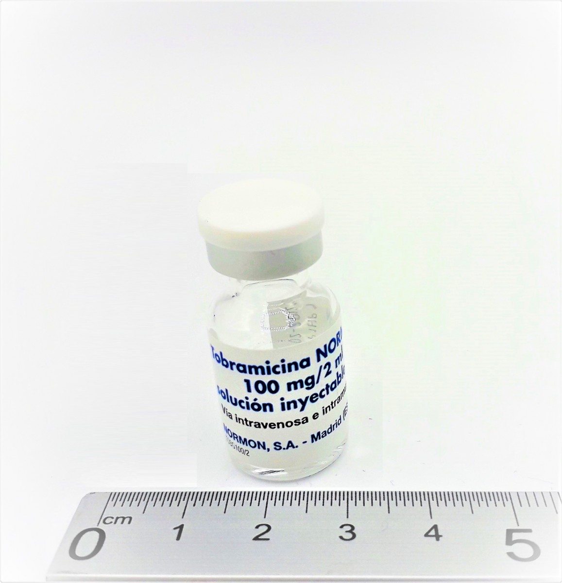 TOBRAMICINA NORMON 100 mg/2 ml SOLUCION INYECTABLE EFG , 1 vial de 2 ml fotografía de la forma farmacéutica.