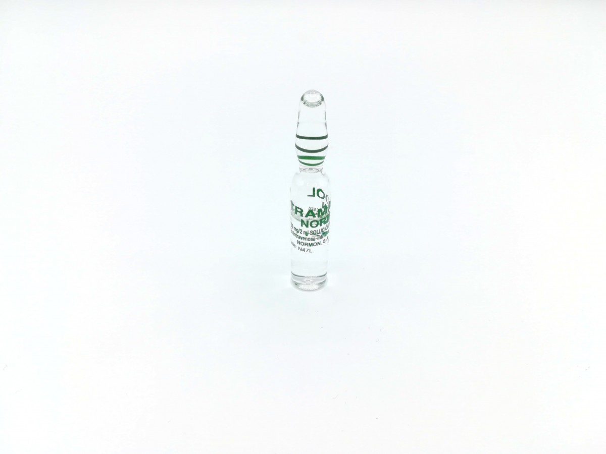 TRAMADOL NORMON 100 MG/ 2 ML SOLUCIÓN INYECTABLE Y PARA PERFUSIÓN EFG  , 5 ampollas de 2 ml fotografía de la forma farmacéutica.