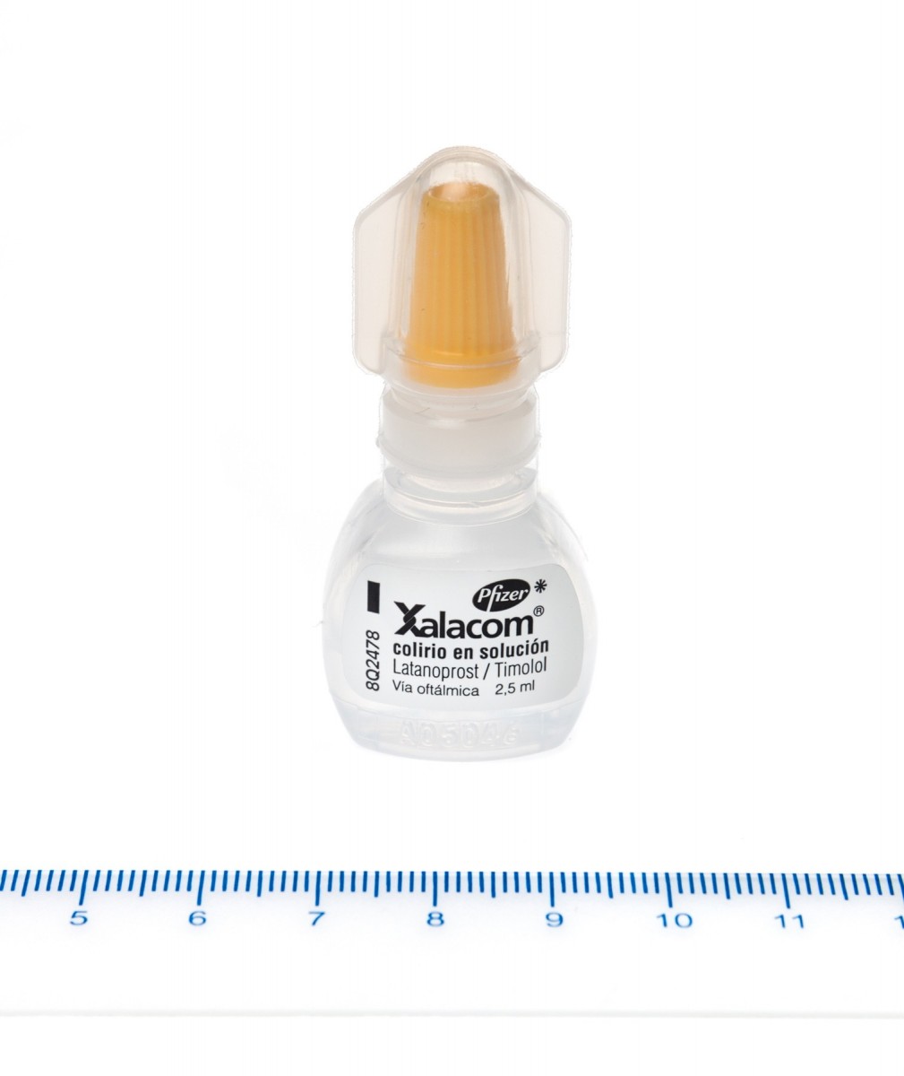 XALACOM 50 microgramos/ml + 5 mg/ml COLIRIO EN SOLUCION , 1 frasco de 2,5 ml fotografía de la forma farmacéutica.