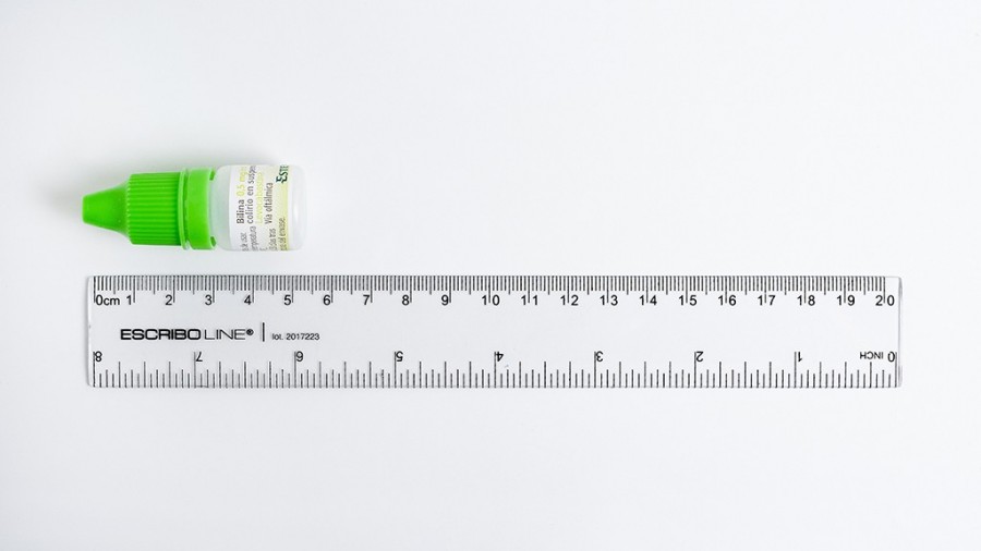 BILINA 0,5 mg/ml COLIRIO EN SUSPENSIÓN, 1 frasco de 4 ml fotografía de la forma farmacéutica.