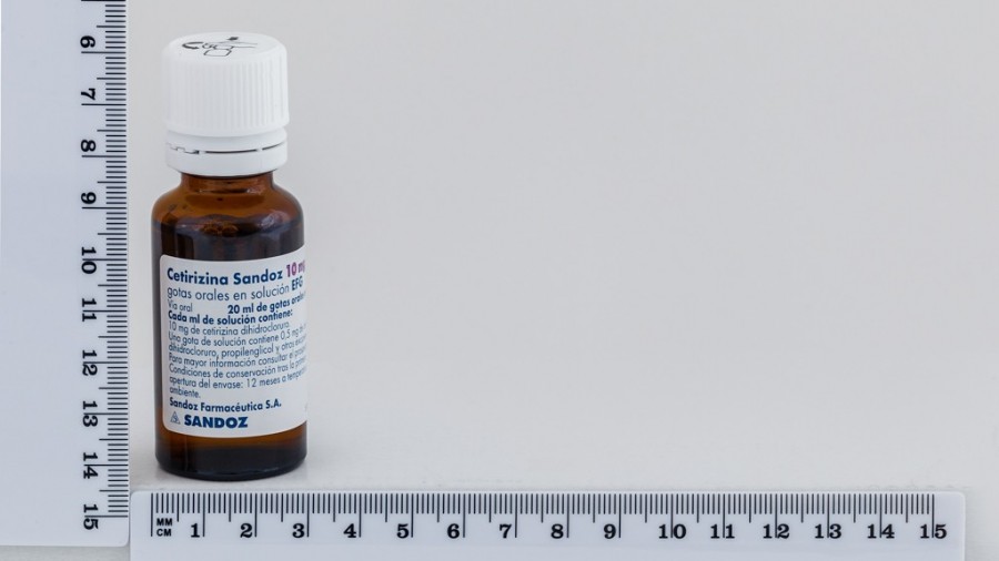 CETIRIZINA SANDOZ 10 mg/ml GOTAS ORALES EN SOLUCION EFG , 1 frasco de 20 ml fotografía de la forma farmacéutica.