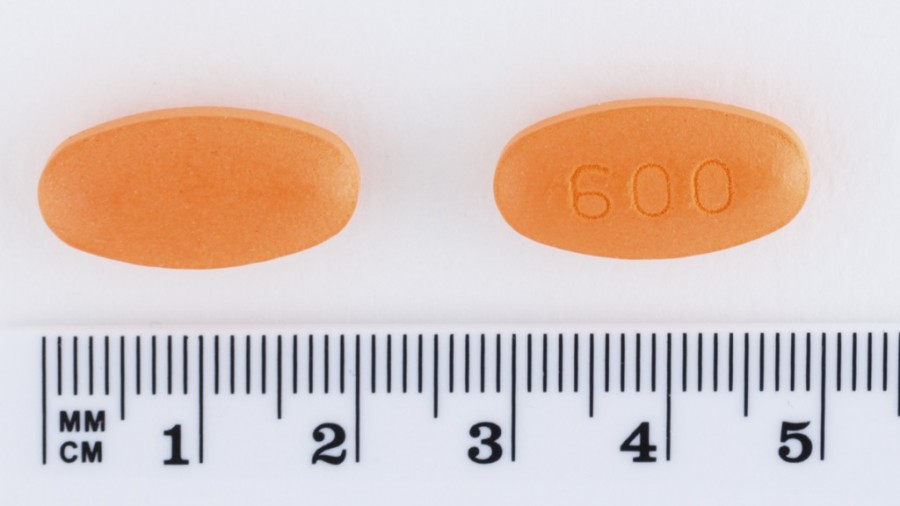 DARUNAVIR SANDOZ 600 MG COMPRIMIDOS RECUBIERTOS CON PELICULA EFG, 60 comprimidos fotografía de la forma farmacéutica.