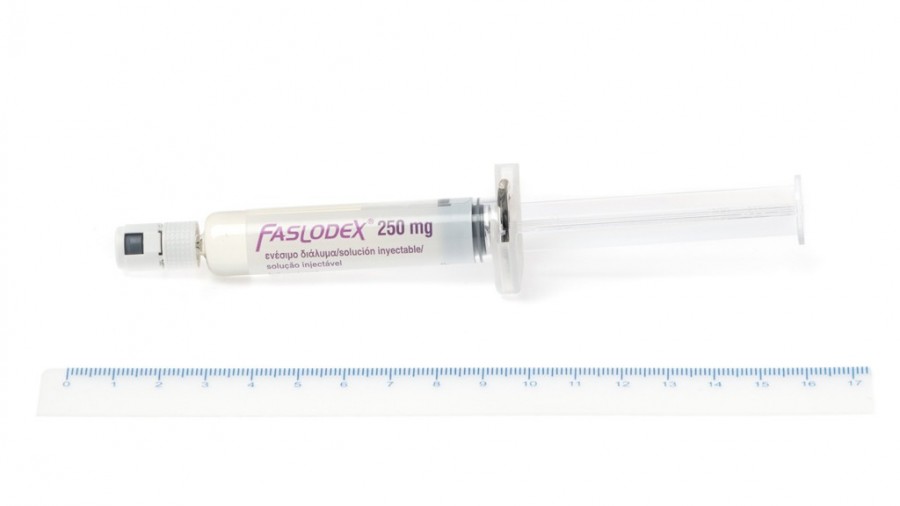 FASLODEX 250 mg/5 ml SOLUCION INYECTABLE, 1 jeringa precargada de 5 ml fotografía de la forma farmacéutica.