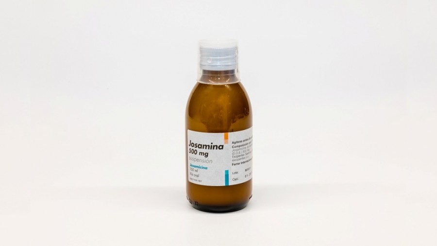 JOSAMINA 500 mg SUSPENSION, 1 frasco de 100 ml fotografía de la forma farmacéutica.