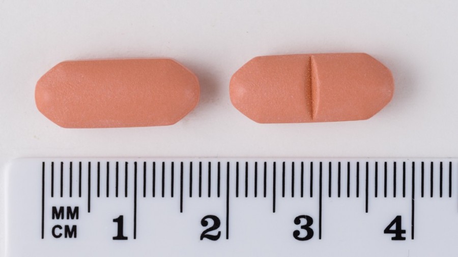 LEVOFLOXACINO SANDOZ 500 mg COMPRIMIDOS RECUBIERTOS CON PELICULA EFG , 10 comprimidos fotografía de la forma farmacéutica.