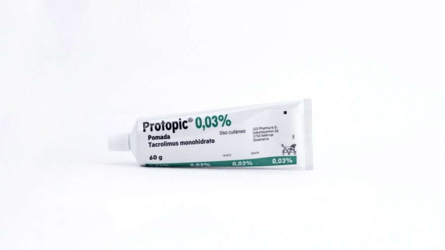 PROTOPIC 0,03% POMADA, 1 tubo de 60 g fotografía de la forma farmacéutica.