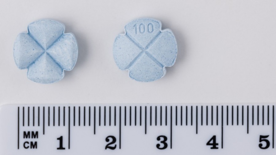 SILDENAFILO SANDOZ 100 mg COMPRIMIDOS EFG, 8 comprimidos fotografía de la forma farmacéutica.