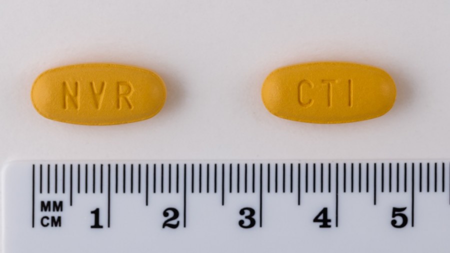 VALSARTAN/HIDROCLOROTIAZIDA SANDOZ 320 mg/25 mg COMPRIMIDOS RECUBIERTOS CON PELICULA EFG , 28 comprimidos fotografía de la forma farmacéutica.