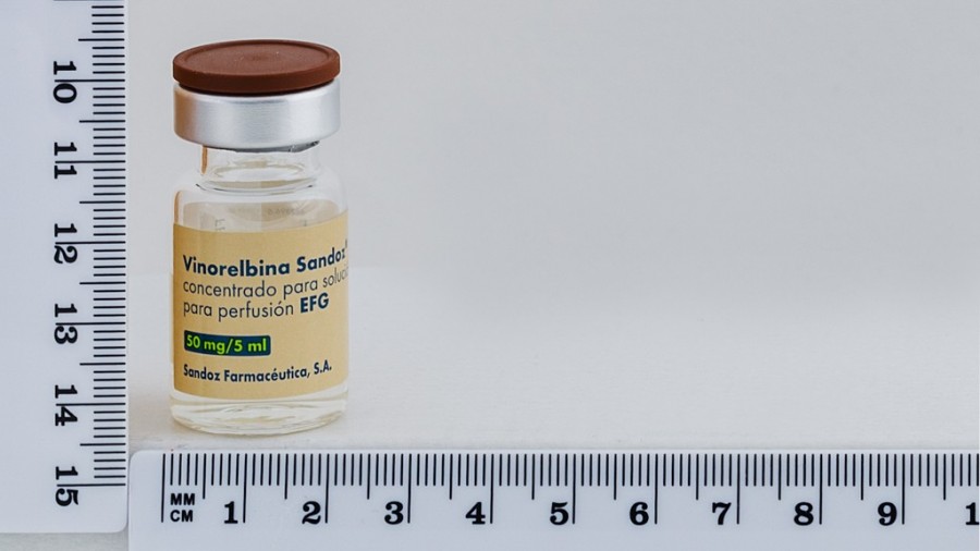 VINORELBINA SANDOZ 10 mg/ml CONCENTRADO PARA SOLUCION PARA PERFUSION EFG, 1 vial de 1 ml fotografía de la forma farmacéutica.