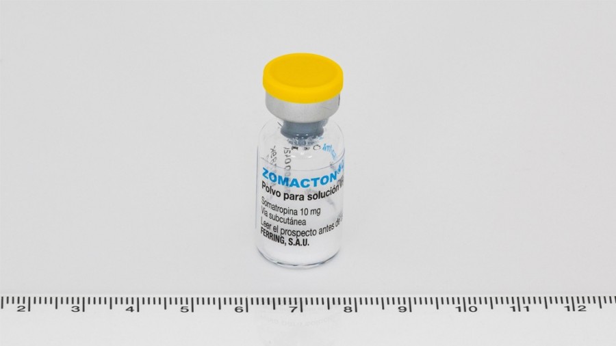 ZOMACTON 10 mg/ ml POLVO Y DISOLVENTE PARA SOLUCION INYECTABLE, 1 vial + 1 jeringa precargada de disolvente fotografía de la forma farmacéutica.
